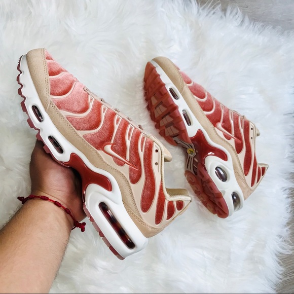 Nike Shoes - 😍Nike Air Max Plus “Suede”